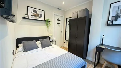 Room for rent in Barcelona Sarrià-St. Gervasi, Barcelona