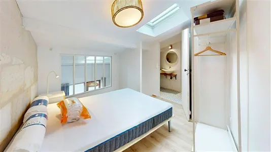 Houses in Bordeaux - photo 7