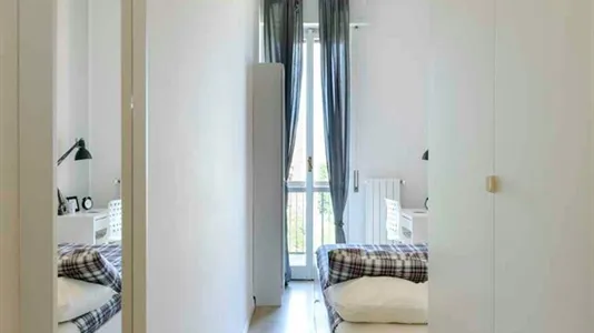 Rooms in Milano Zona 5 - Vigentino, Chiaravalle, Gratosoglio - photo 4