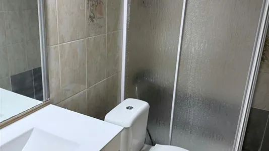 Rooms in Barcelona Sant Martí - photo 7