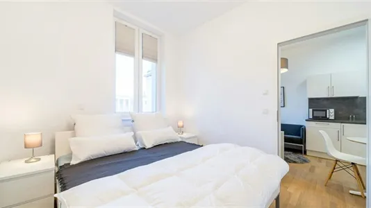 Apartments in Berlin Charlottenburg-Wilmersdorf - photo 5