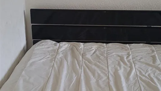 Apartments in Paris 16éme arrondissement (North) - photo 6