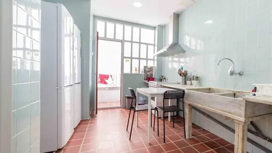 Rooms in Valencia Extramurs - photo 9