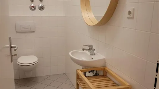 Rooms in Berlin Friedrichshain-Kreuzberg - photo 9