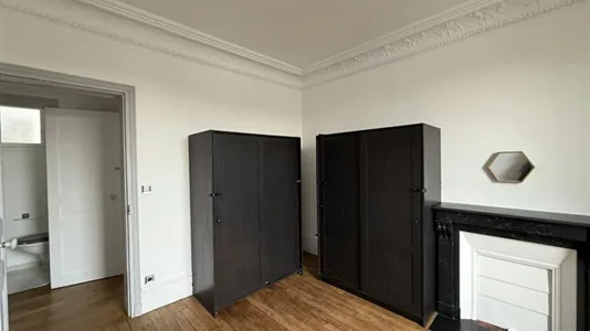 Apartments in L'Haÿ-les-Roses - photo 5