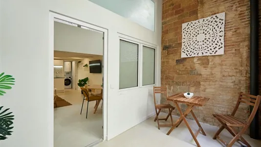 Apartments in Barcelona Ciutat Vella - photo 3