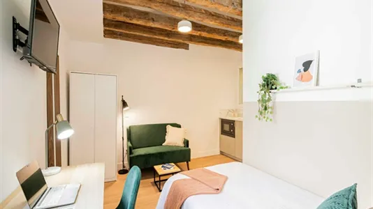 Rooms in Madrid Centro - photo 6
