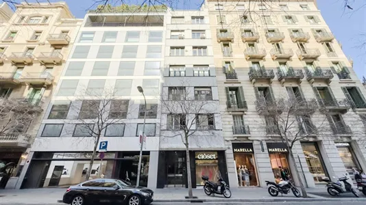 Rooms in Barcelona Eixample - photo 4