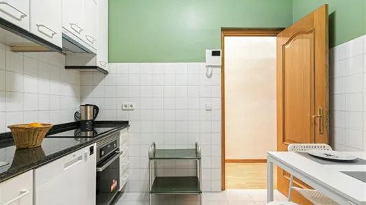 Rooms in Madrid Chamberí - photo 10