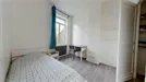 Room for rent, Lille, Hauts-de-France, &lt;span class=&quot;blurred street&quot; onclick=&quot;ProcessAdRequest(11138507)&quot;&gt;&lt;span class=&quot;hint&quot;&gt;See streetname&lt;/span&gt;[xxxxxxxxxxxxx]&lt;/span&gt;