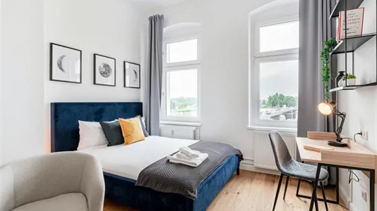 Rooms in Berlin Friedrichshain-Kreuzberg - photo 2