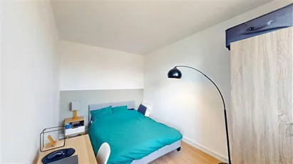 Room for rent in Valence, Auvergne-Rhône-Alpes Room for rent in Valence, Auvergne-Rhône-Alpes