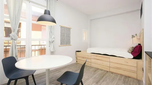 Apartments in Madrid Centro - photo 2