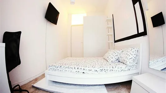 Rooms in Milano Zona 2 - Stazione Centrale, Gorla, Turro, Greco, Crescenzago - photo 1