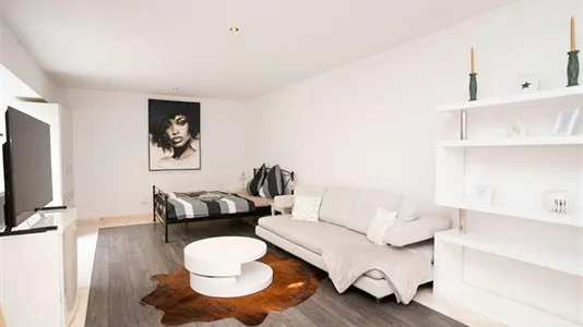 Apartments in Location is not specified - photo 2