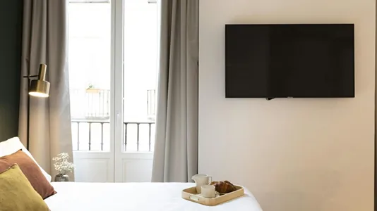 Apartments in Madrid Centro - photo 3