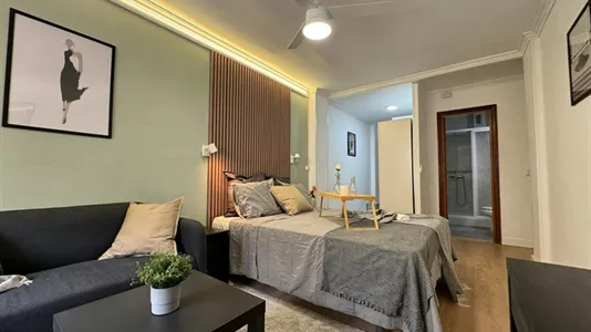 Rooms in Madrid Moncloa-Aravaca - photo 4