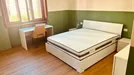 Room for rent, Vicenza, Veneto, &lt;span class=&quot;blurred street&quot; onclick=&quot;ProcessAdRequest(14300384)&quot;&gt;&lt;span class=&quot;hint&quot;&gt;See streetname&lt;/span&gt;[xxxxxxxxxxxxx]&lt;/span&gt;