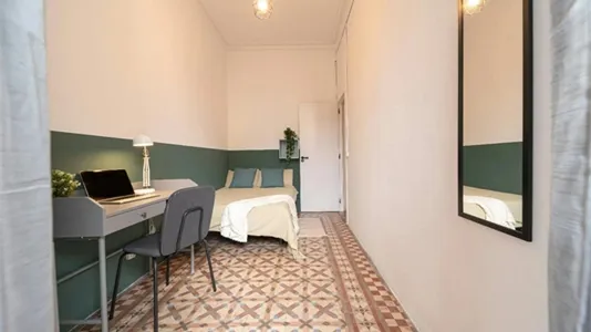 Rooms in Barcelona Eixample - photo 4
