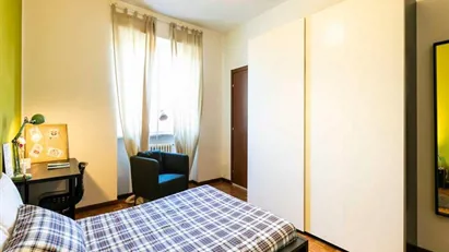 Room for rent in Buccinasco, Lombardia