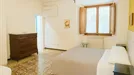 Room for rent, Siena, Toscana, &lt;span class=&quot;blurred street&quot; onclick=&quot;ProcessAdRequest(12170221)&quot;&gt;&lt;span class=&quot;hint&quot;&gt;See streetname&lt;/span&gt;[xxxxxxxxxxxxx]&lt;/span&gt;