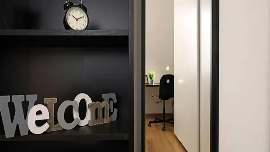 Rooms in Roma Municipio XIV – Monte Mario - photo 3