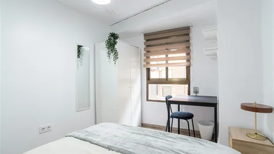 Rooms in Mislata - photo 6