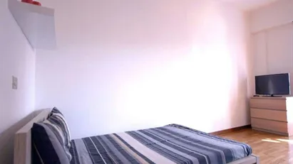 Room for rent in Milano Zona 6 - Barona, Lorenteggio, Milan