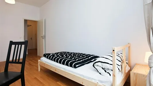 Rooms in Frankfurt Bornheim/Ostend - photo 2