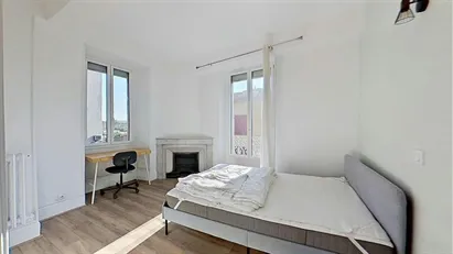 Room for rent in Valence, Auvergne-Rhône-Alpes