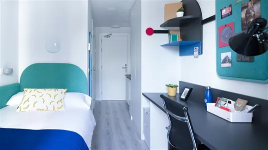Rooms in Barcelona Les Corts - photo 3