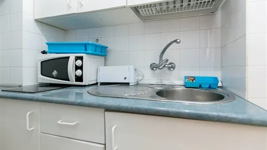 Rooms in Granada - photo 5