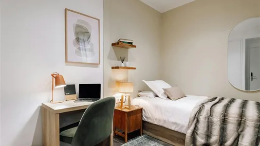 Rooms in Barcelona Ciutat Vella - photo 1