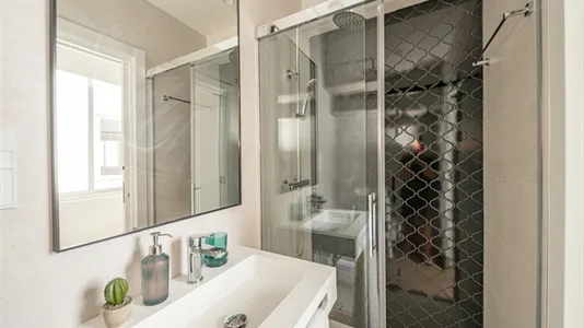 Rooms in Málaga - photo 7