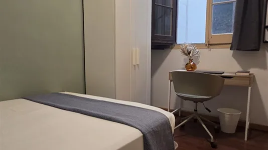 Rooms in Barcelona Eixample - photo 3