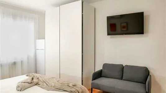 Rooms in Madrid Puente de Vallecas - photo 7