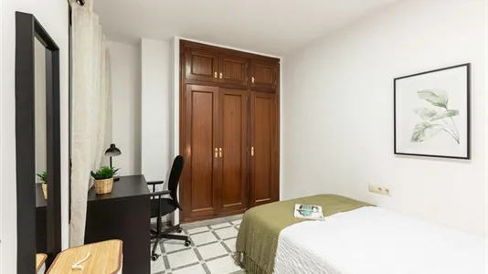 Rooms in Valencia Extramurs - photo 2