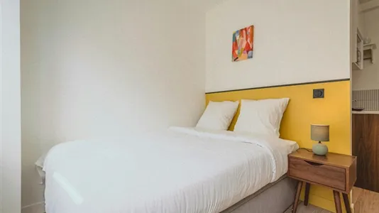 Rooms in Paris 19ème arrondissement - photo 2
