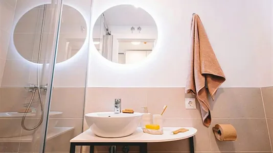 Apartments in Armilla - photo 8