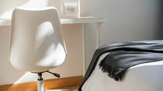 Rooms in Madrid Centro - photo 4