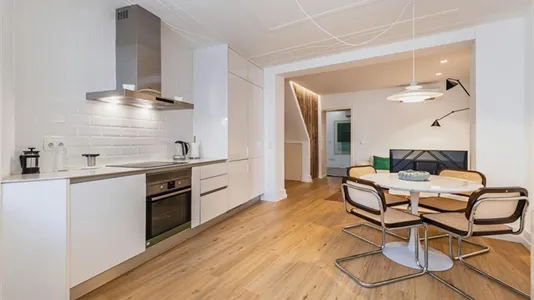 Apartments in Location is not specified - photo 8