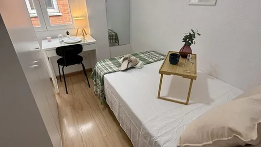 Rooms in Alcalá de Henares - photo 2