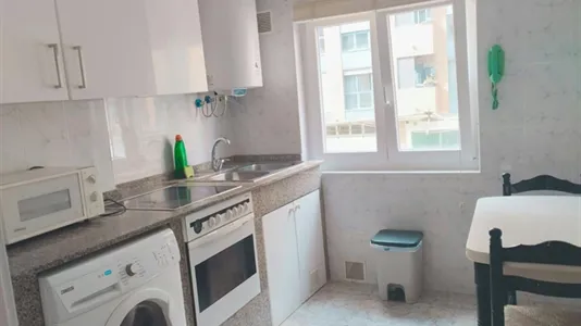 Rooms in Oviedo - photo 6