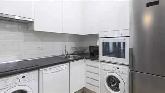 Rooms in Madrid Chamberí - photo 7