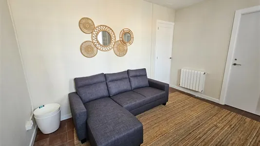 Rooms in Barcelona Eixample - photo 10