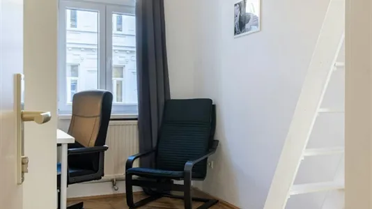 Rooms in Vienna Brigittenau - photo 1