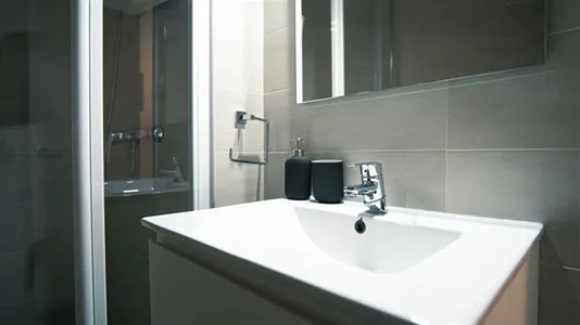 Rooms in Madrid Chamartín - photo 6