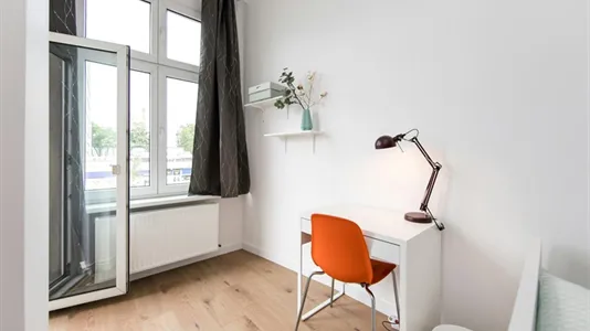 Rooms in Berlin Tempelhof-Schöneberg - photo 2