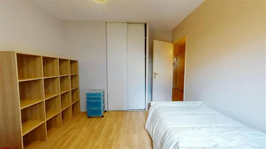 Rooms in Lyon - photo 2