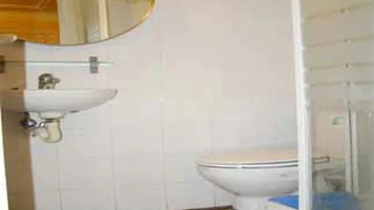 Rooms in Barcelona Eixample - photo 10